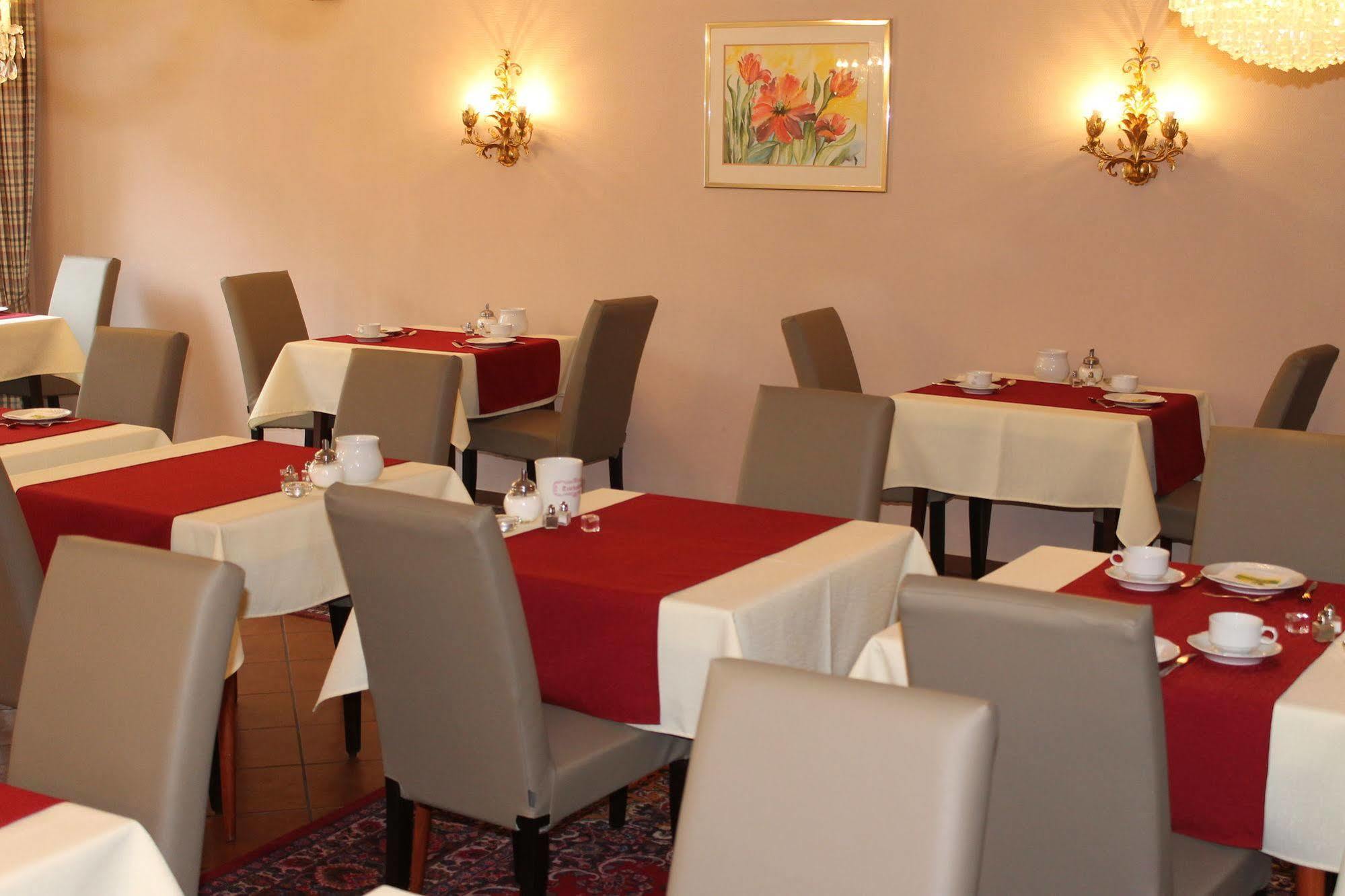 Hotel Garni Bellevue Bad Fussing Exterior photo